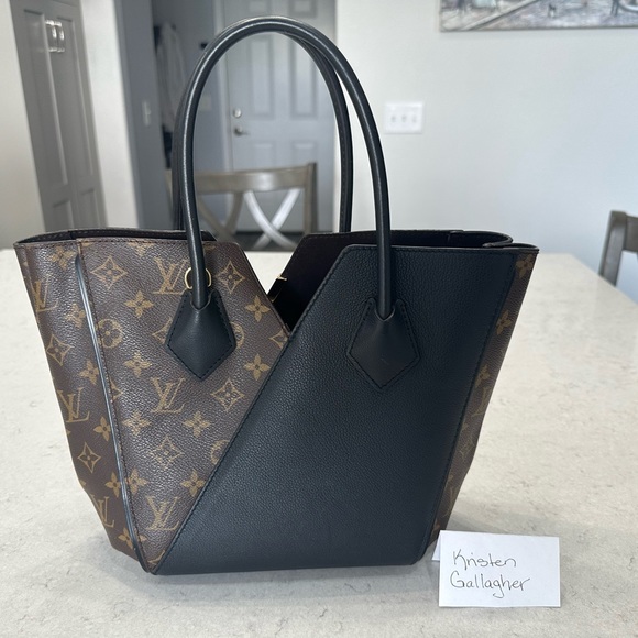 Authentic Retired Louis Vuitton Kimono PM - Picture 3 of 16